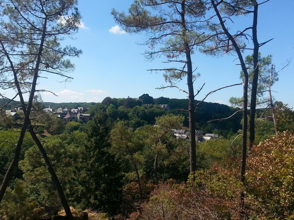 Un Weekend A Rochefort-En-Terre Hotel ภายนอก รูปภาพ